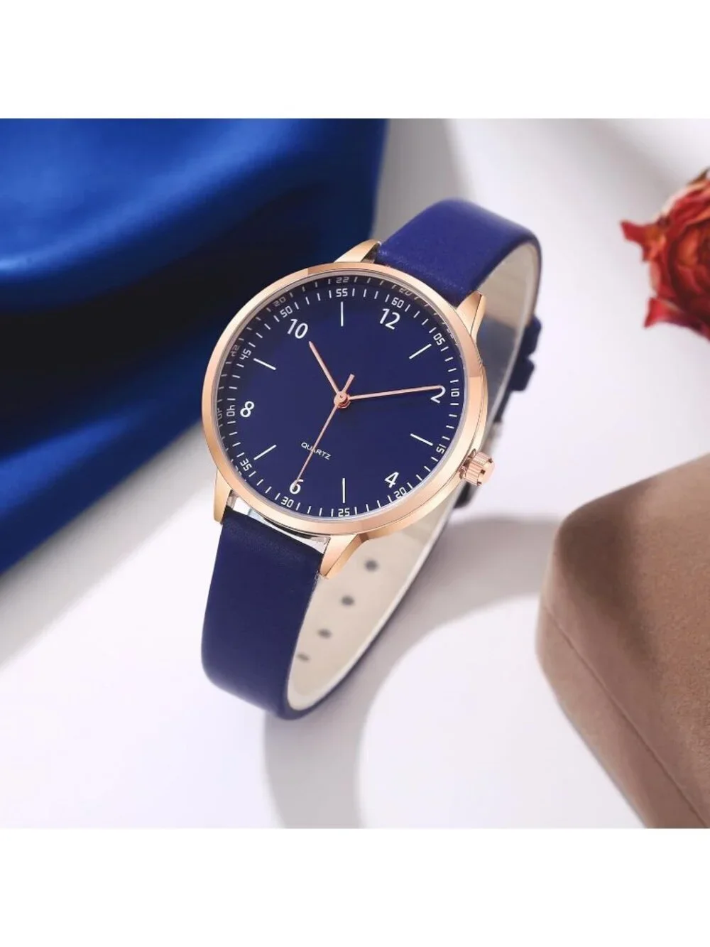 Women's Blue Analog Case Quartz Fashion Leather Mesh Strap Round Wrist Watch